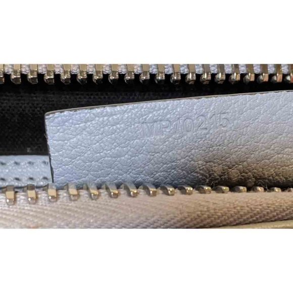 SOLD Givenchy Medium Grey Antigona - Picture 5 of 8